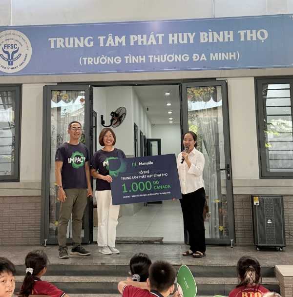Manulife Việt Nam nhận giải thưởng quốc tế về hoạt động cộng đồng